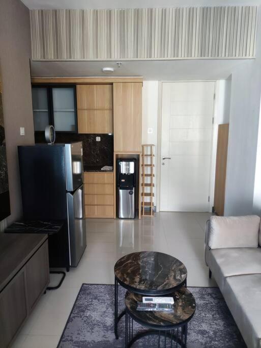 Apartment Benson Tower 2 Bed Room By Lavida Surabaya Bagian luar foto